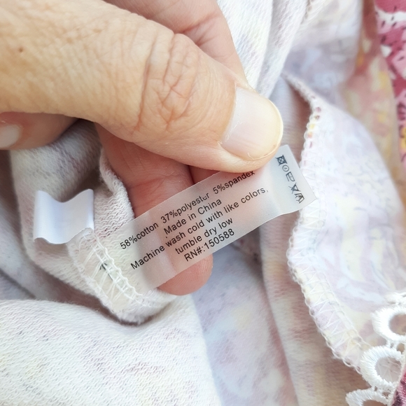 Sundays Vita Romper size M Pink Floral - Picture 10 of 10